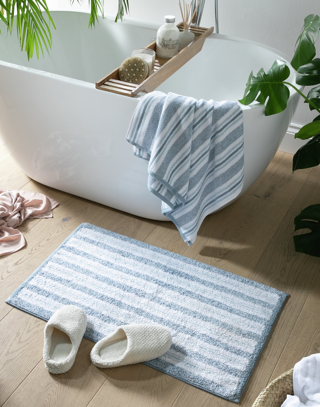 Habitat Coastal Horizontal Stripe Cotton Bath Mat-Blue&White