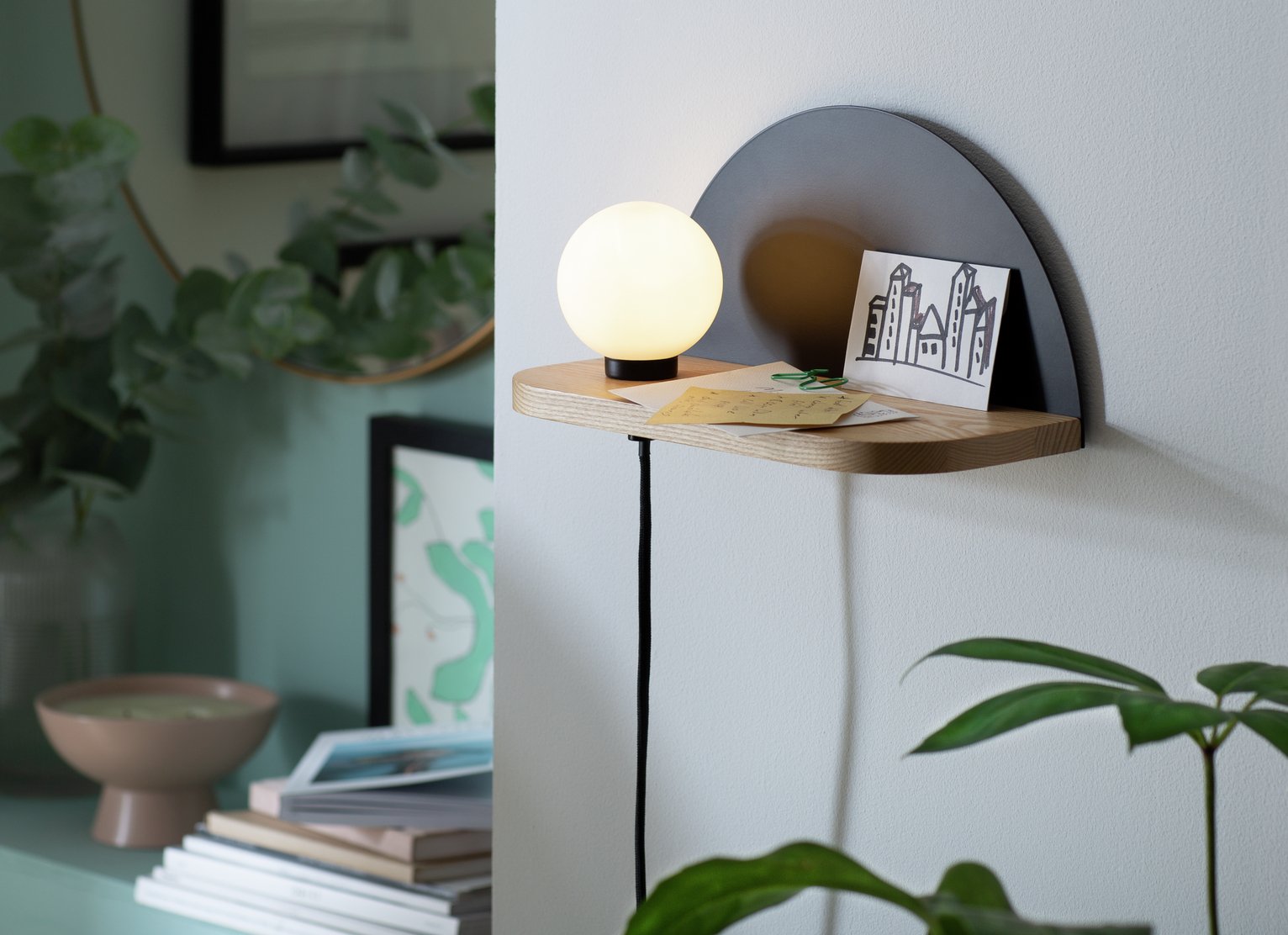 Habitat Serpens Shelf Wall Lamp - Opal & Ash