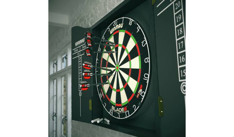  WINMAU Blade 6 Professional Bristle Dartboard : Sports &  Outdoors