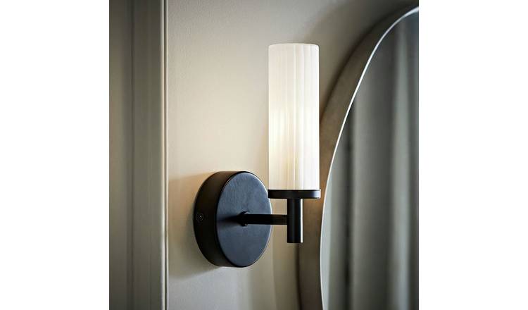 ValueLights Canya IP44 Black Wall Light With Reeded Glass - Black
