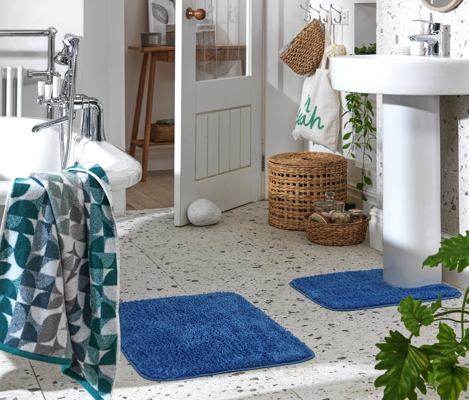 Argos Home Tufted Bath & Pedestal Mat Set - Powder Blue