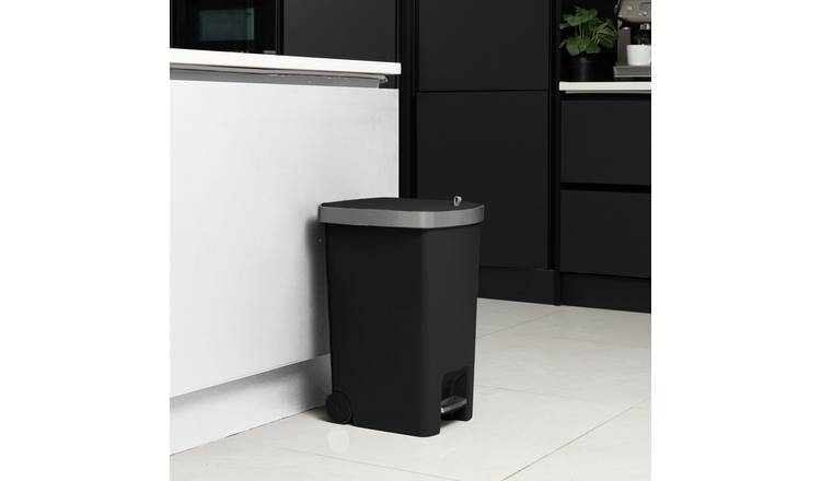 Addis 35 Litre Soft Close Kitchen Pedal Bin - Black