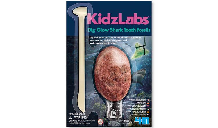 4M KidzLabs Dig Glow Shark Tooth Fossils - 5 Years +