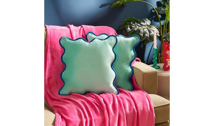OHS 2 Pack Matte Velvet Scallop Edge Cushion Covers 45 x 45cm - Teal/Blue