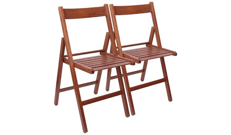 Harbour Housewares Beech Wood Folding Chairs - Walnut - Pack of 2