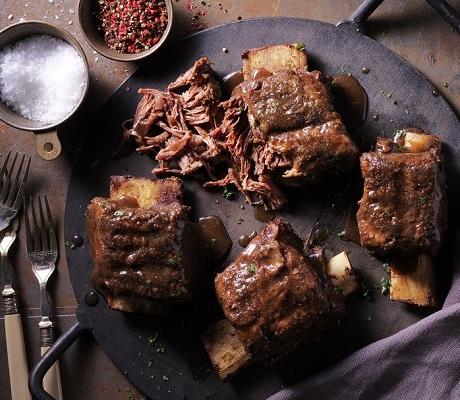Slow cooked beef short ribs