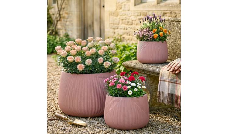 Dibor Set of 3 Fibre Clay Outdoor Garden Planter – Terracotta