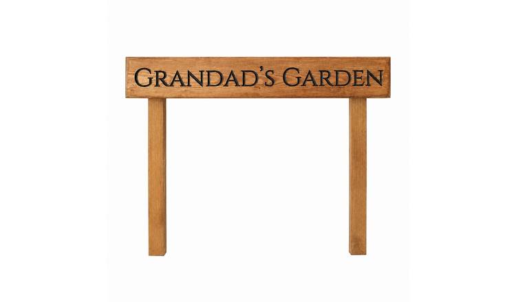 Peak Heritage Engraved Wooden Sign - L60cm With Posts - Grandad's Garden