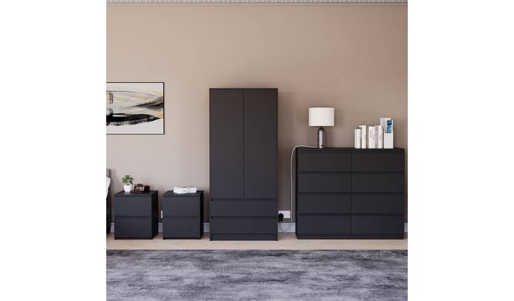 Vida Designs Denver Bedroom Set (2x Bedside, 8 Drawer Chest, Wardrobe) - Black