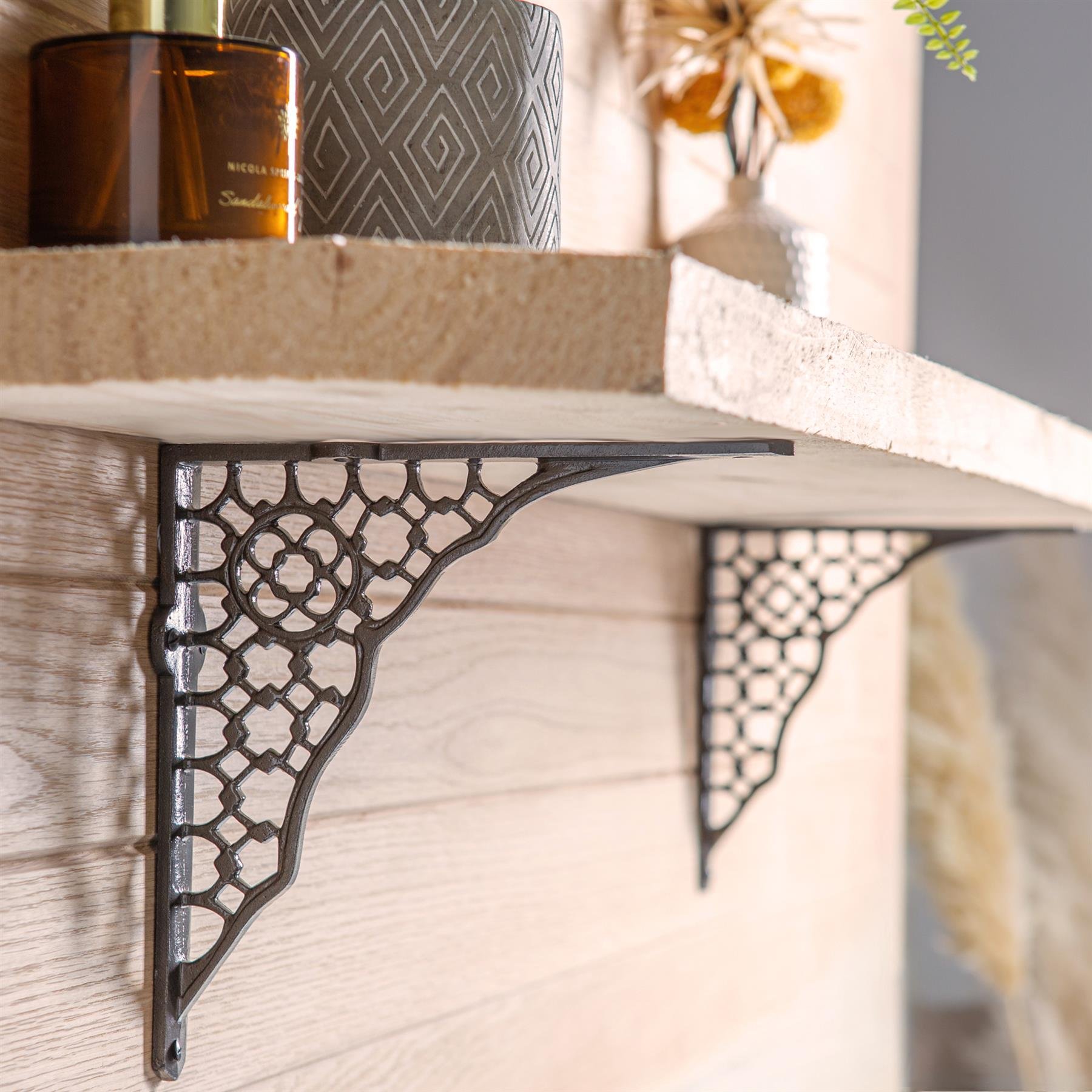 Hammer & Tongs Honeycomb Iron Shelf Bracket - Grey - Image 5