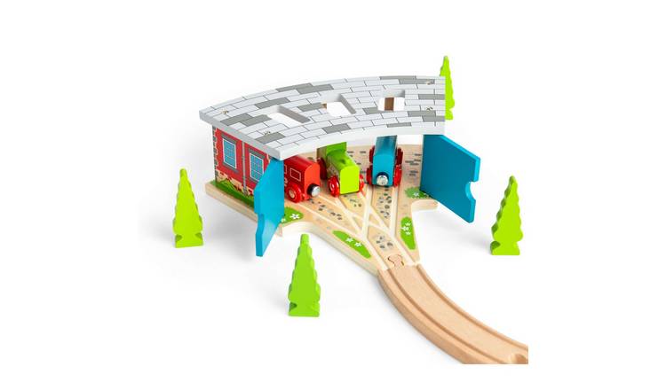 Bigjigs Rail Triple Engine Shed - 3 Years +