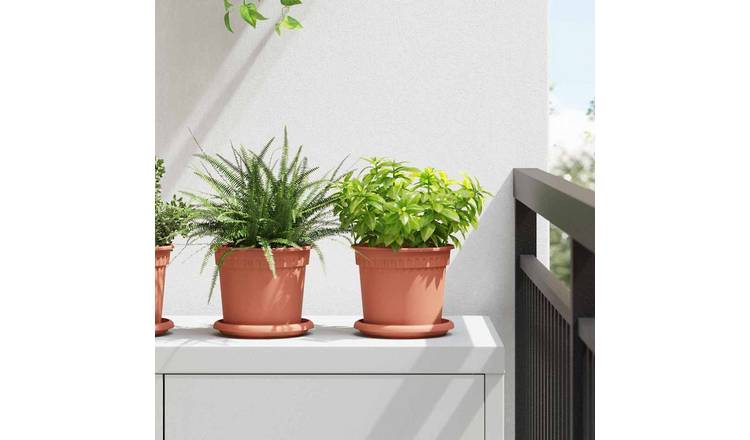 Walplus Pack of 24 Plastic Round Planter Tray - Brick Red - 14 x 14 x 2 cm
