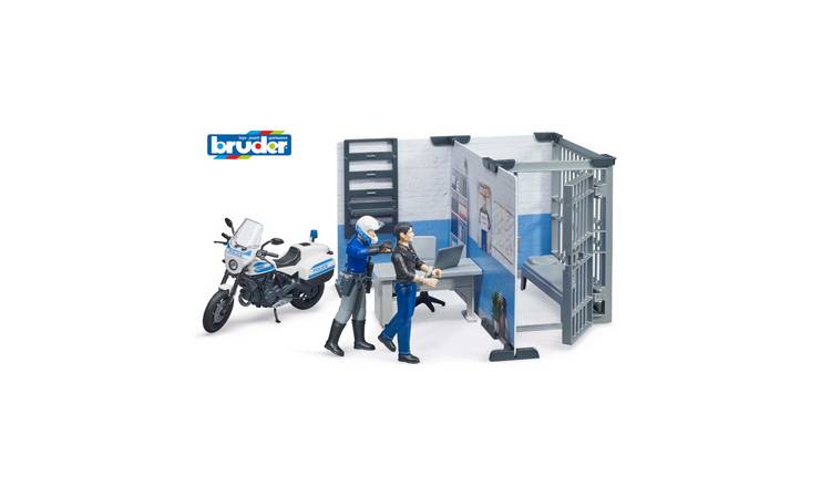 Bruder BWorld 1:16 Police Station with Motorbike - Age 3+