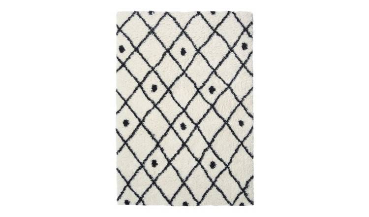 Mega Flooring White Shaggy Geometric Rug - 120 x 170cm