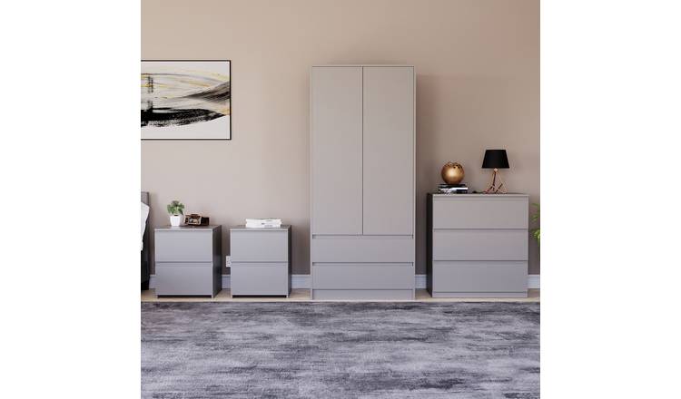 Vida Designs Denver Bedroom Set (2x Bedside, 3 Drawer Chest, Wardrobe) - Grey