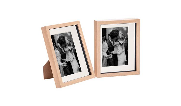 Nicola Spring 3D Box Photo Frames - 8 x 10" with Mount - Set of 2 - Light Wood