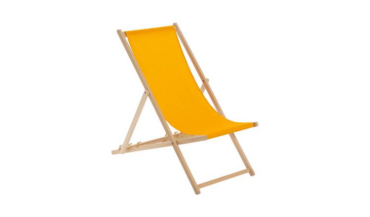Harbour Housewares Folding Wooden Deck Chair - Orange