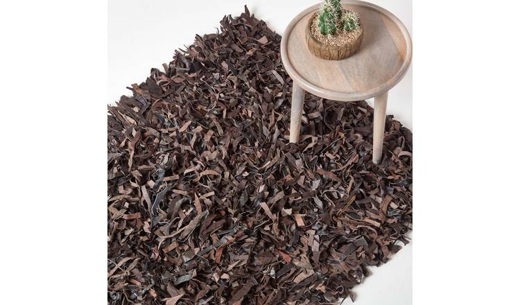 Homescapes Dallas Shaggy Leather Rug – 120 x 180 cm – Chocolate