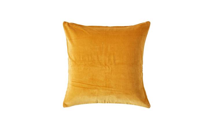Homescapes Mustard Cotton Velvet Cushion Cover - 40 x 40 cm