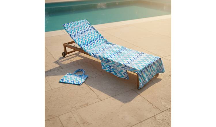 OHS Zigzag Microfibre Beach Towel in a Bag - Blue