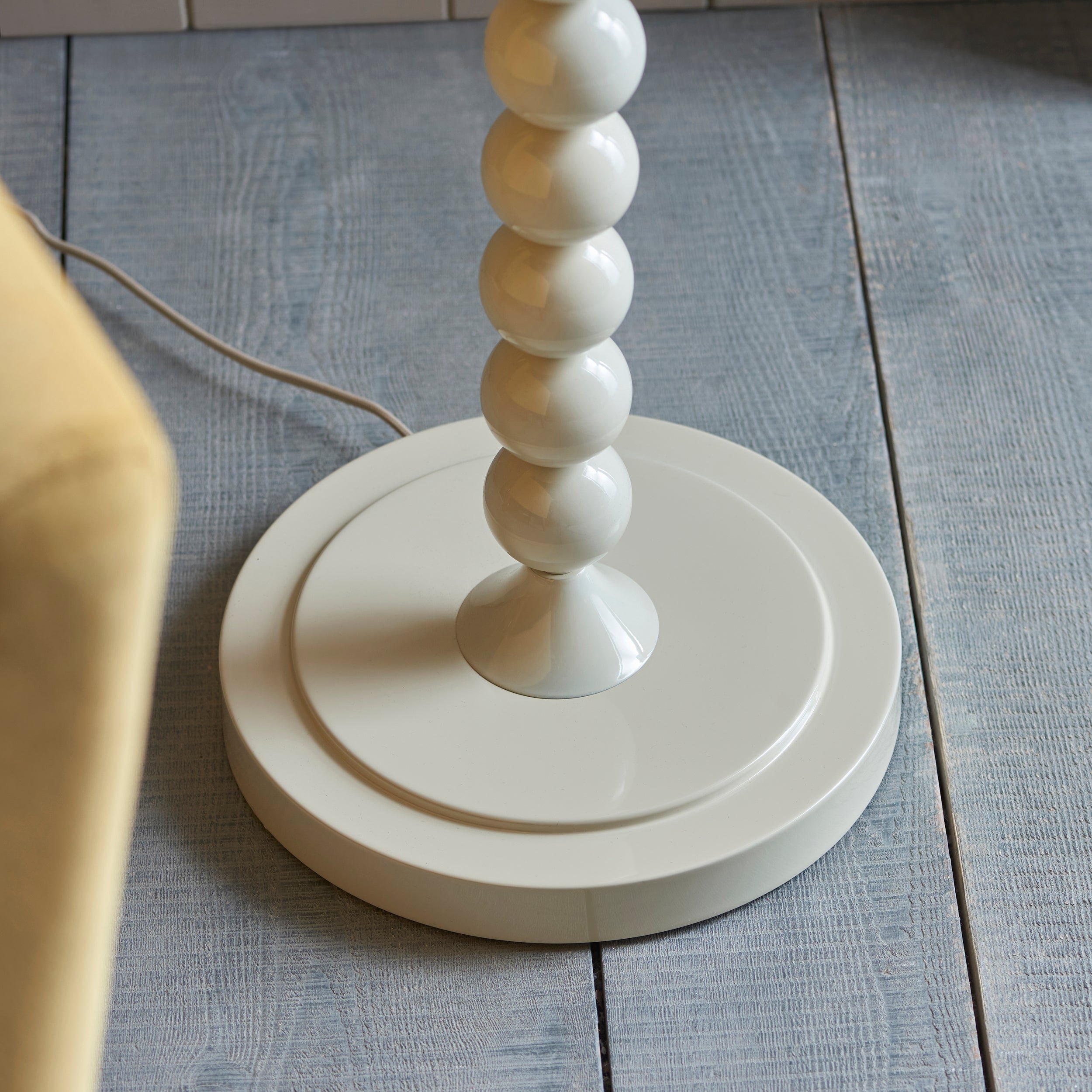 Loops Direct 28cm Steel Floor Lamp - Gloss Almond White - Image 3