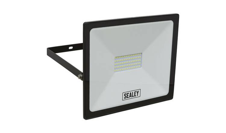 Loops Direct 50W SMD LED Floodlight With Wall Bracket - IP65 6000K
