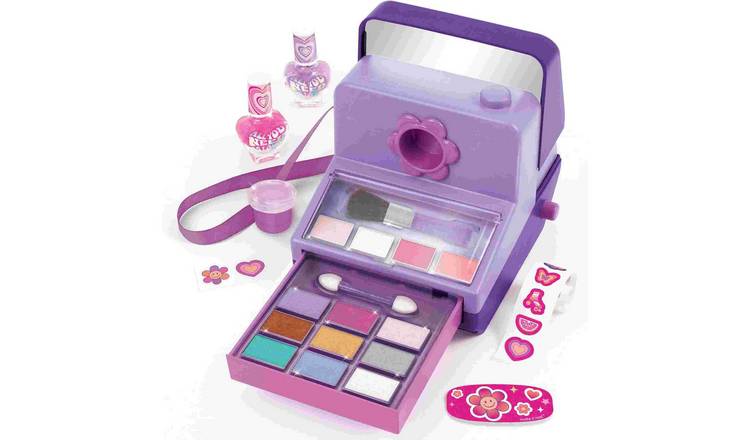 Make it Real Instant Glam Cosmetics Set with Vintage Instant Camera Shaped Box