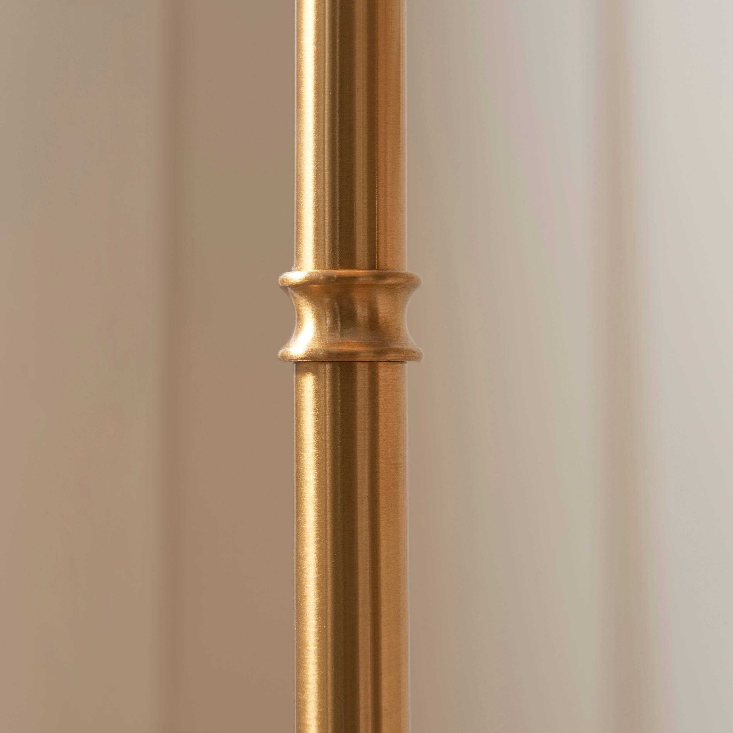 Loops Direct 20cm Steel Floor Lamp LED Rechargeable - Brushed Aged Brass - Image 6