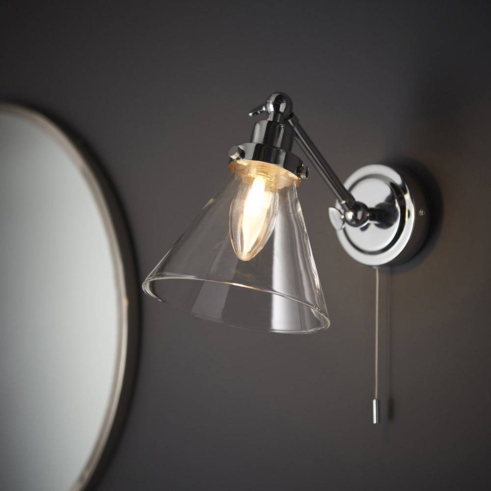 Loops Direct Steel and Glass Wall Light - Chrome Plate and Clear Glass - Image 3