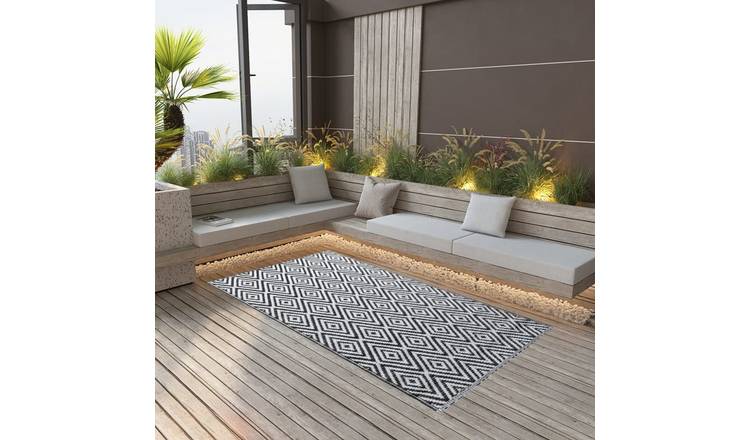 Walplus ARAKIL Patterned Outdoor Carpet - White and Black - 160 x 230 cm