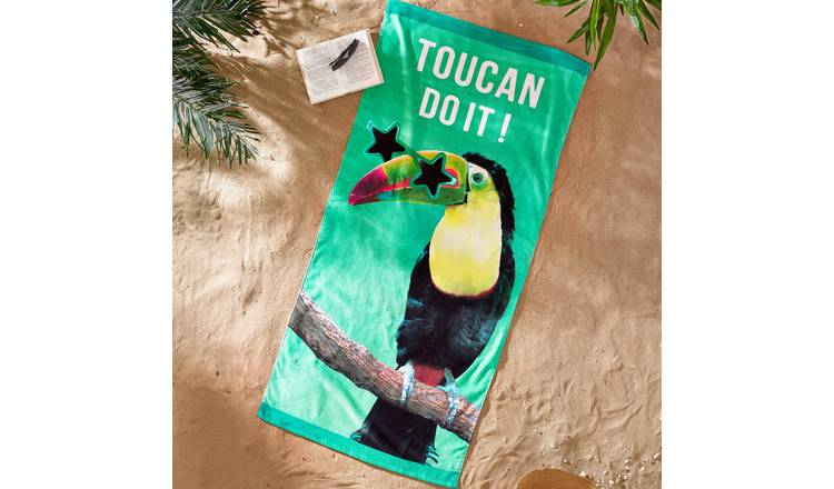 Catherine Lansfield Toucan Do It Beach Towel 76 x 160cm - Green