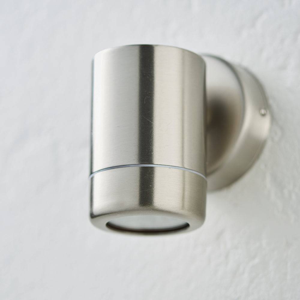 Loops Direct Pack of 2 Marine Grade Stainless Wall Light - Stainless Steel - Image 4