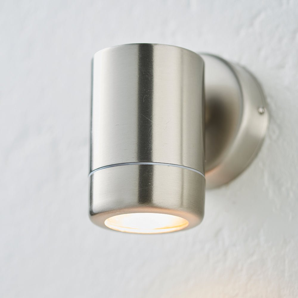 Loops Direct Pack of 2 Marine Grade Stainless Wall Light - Stainless Steel - Image 5