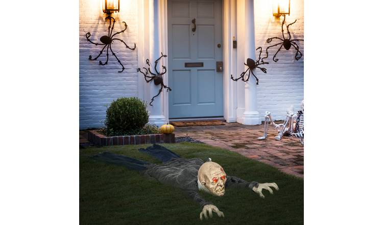 HOMCOM 5.2ft Animated Halloween Crawling Zombie Ground Breaker Decoration