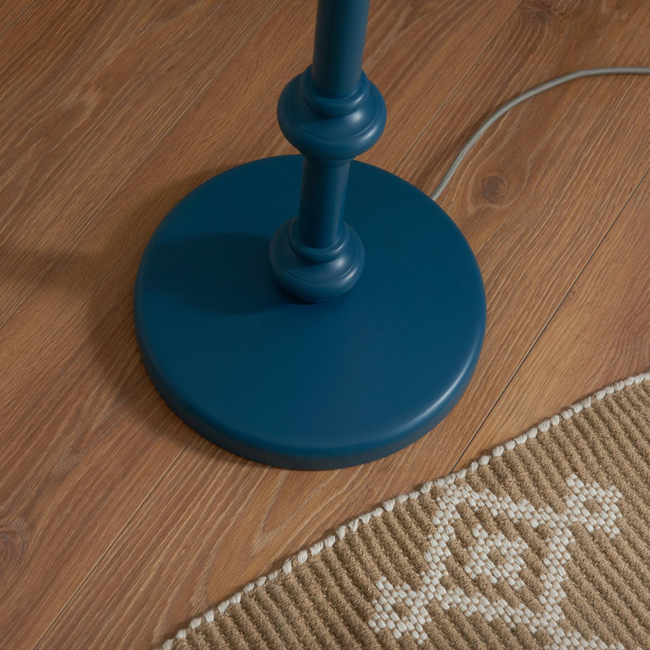 Loops Direct 30cm Wooden Turned Spindle Floor Lamp - Satin Marlin Blue - Image 3