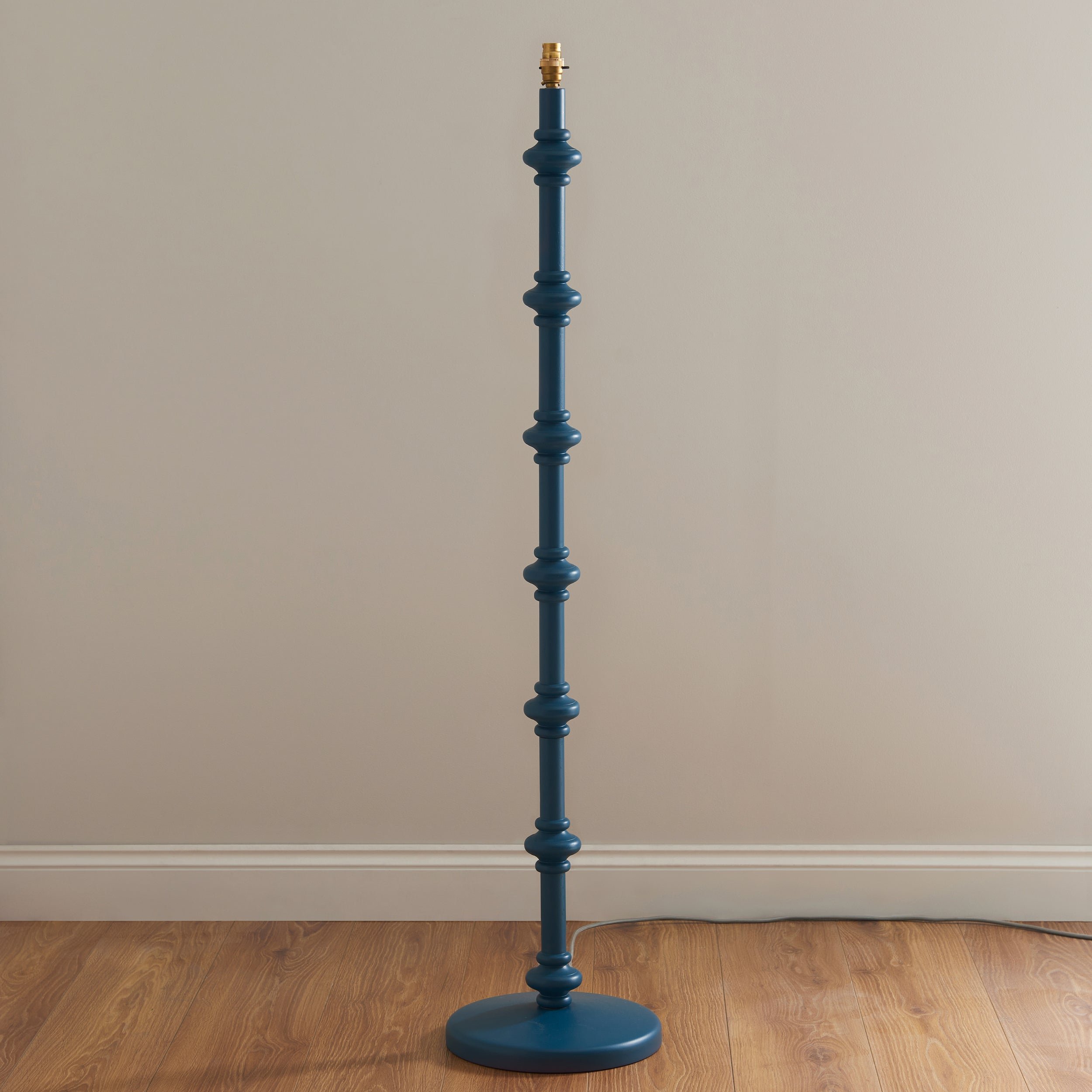 Loops Direct 30cm Wooden Turned Spindle Floor Lamp - Satin Marlin Blue - Image 4