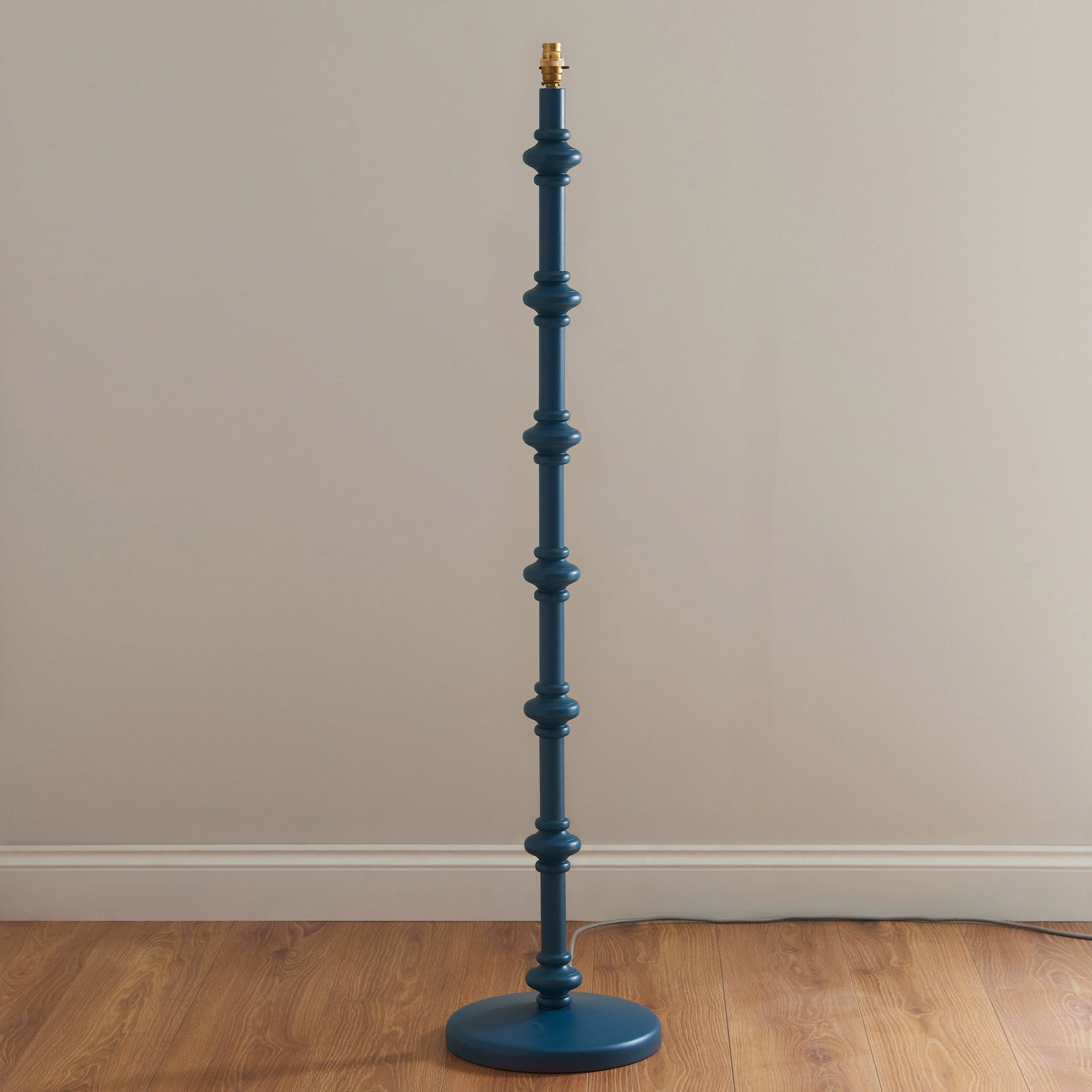 Loops Direct 30cm Wooden Turned Spindle Floor Lamp - Satin Marlin Blue - Image 4
