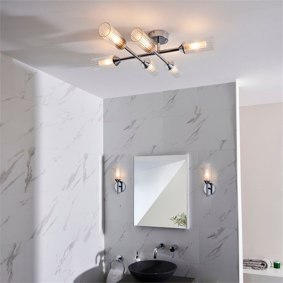 Loops Direct 11cm Steel and Glass Wall Light - Chrome and Clear/Frosted - Image 2