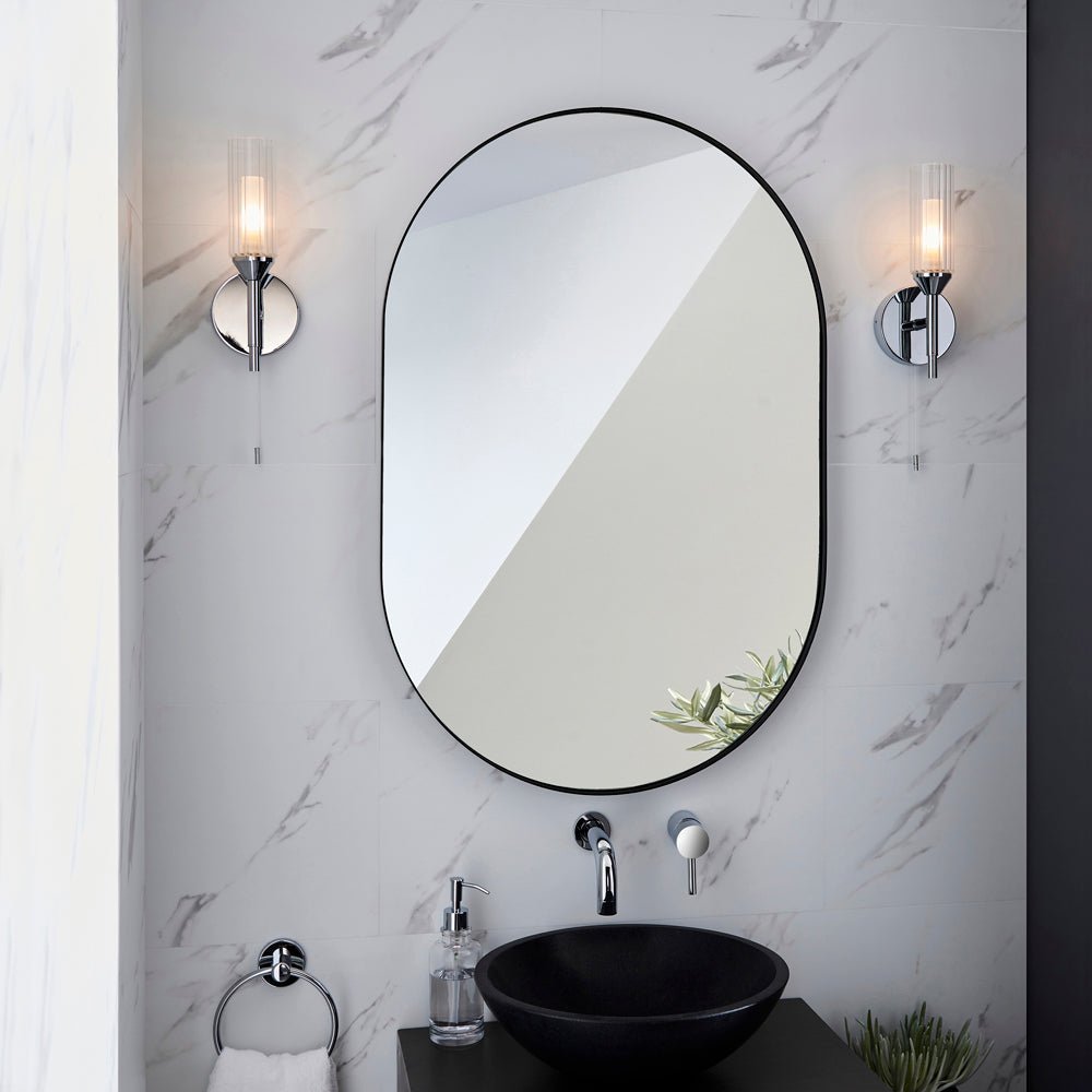 Loops Direct 11cm Steel and Glass Wall Light - Chrome and Clear/Frosted - Image 6