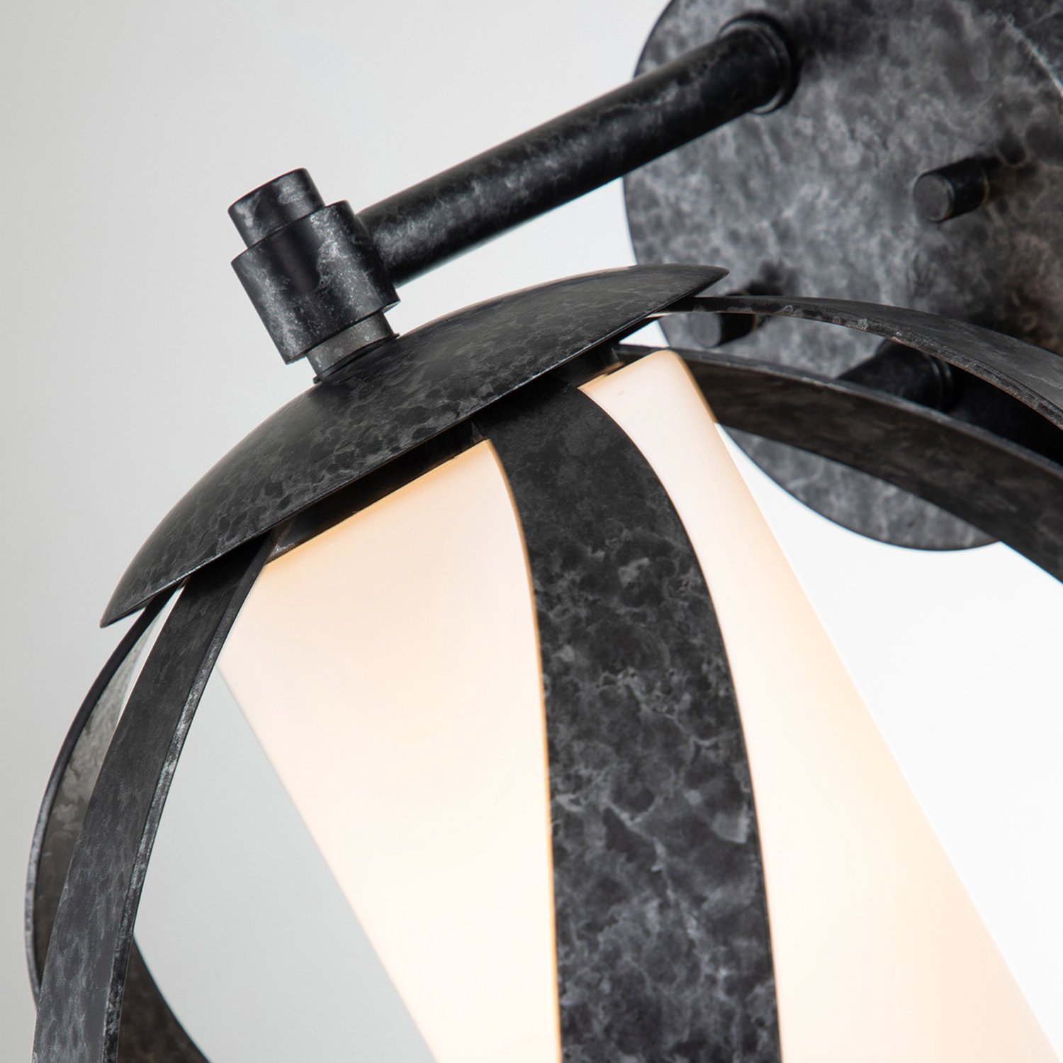 Elstead Quoizel Wall Light - Old Black - Image 4
