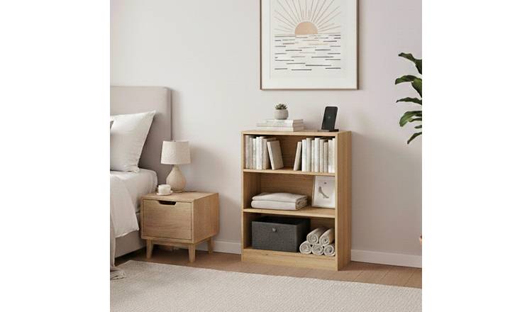 Vida Designs Cambridge 3 Tier Low Freestanding Bookcase - Oak