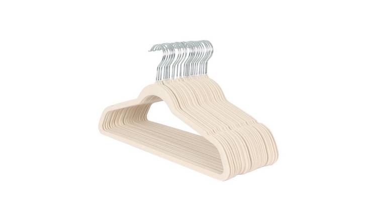 Harbour Housewares Non-Slip Velvet Hangers - 45cm - Ivory - Pack of 25