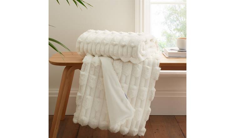 Bianca Carved Faux Fur Blanket Throw 150 x 200cm - Cream