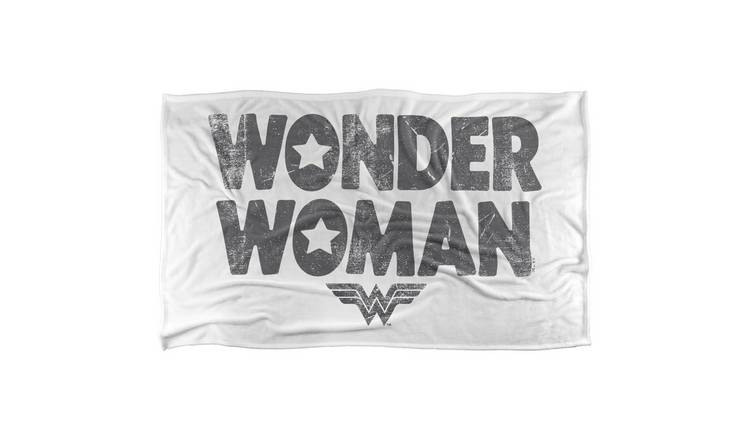 Wonder Woman Star Logo Blanket - 152cm x 127cm