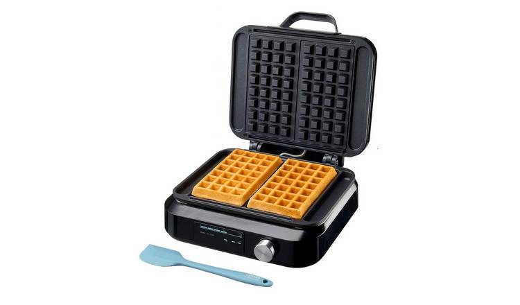 Cooks Professional Digital Waffle Maker with Non-Stick Plates & Spatula