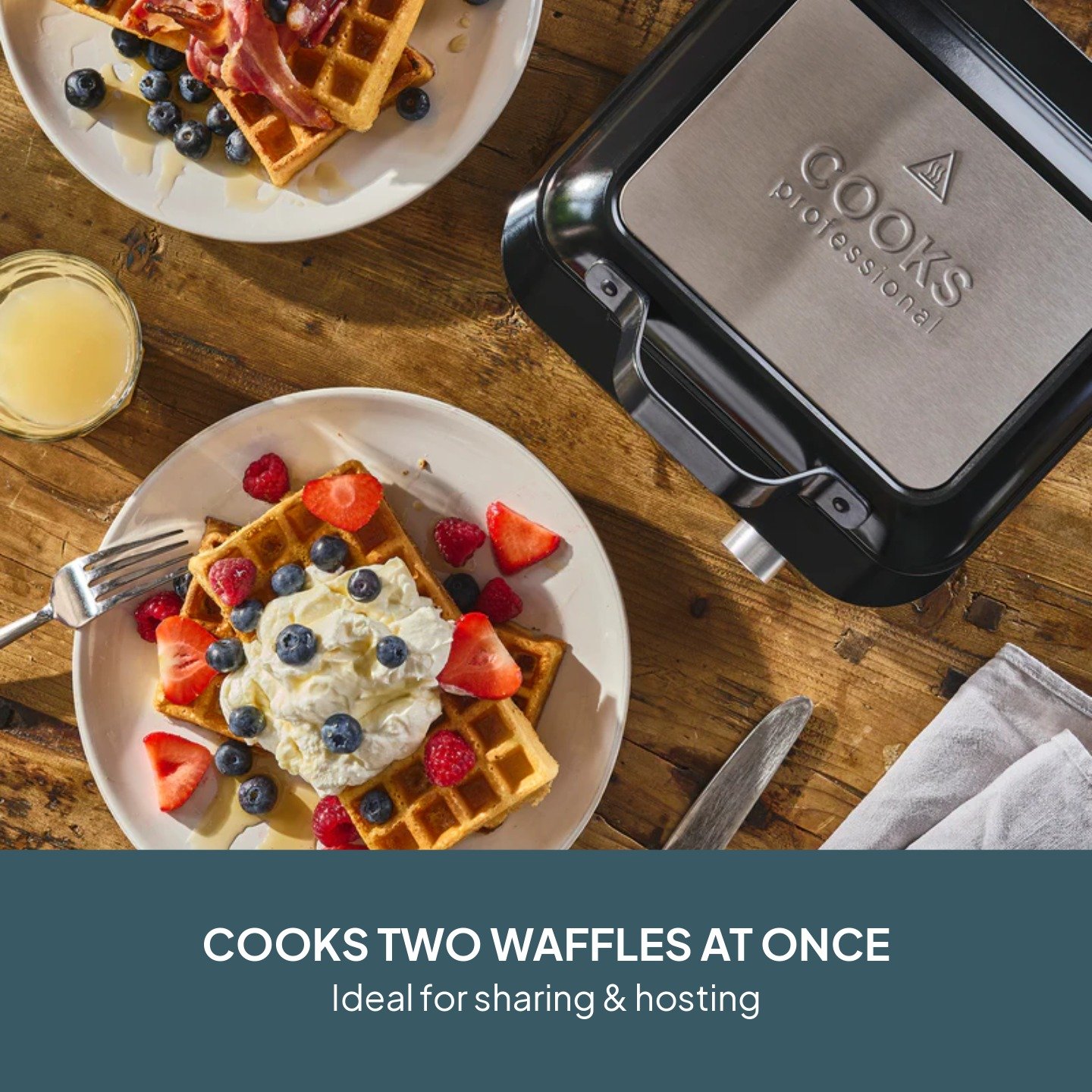 Cooks Professional Digital Waffle Maker with Non-Stick Plates & Spatula - Image 5