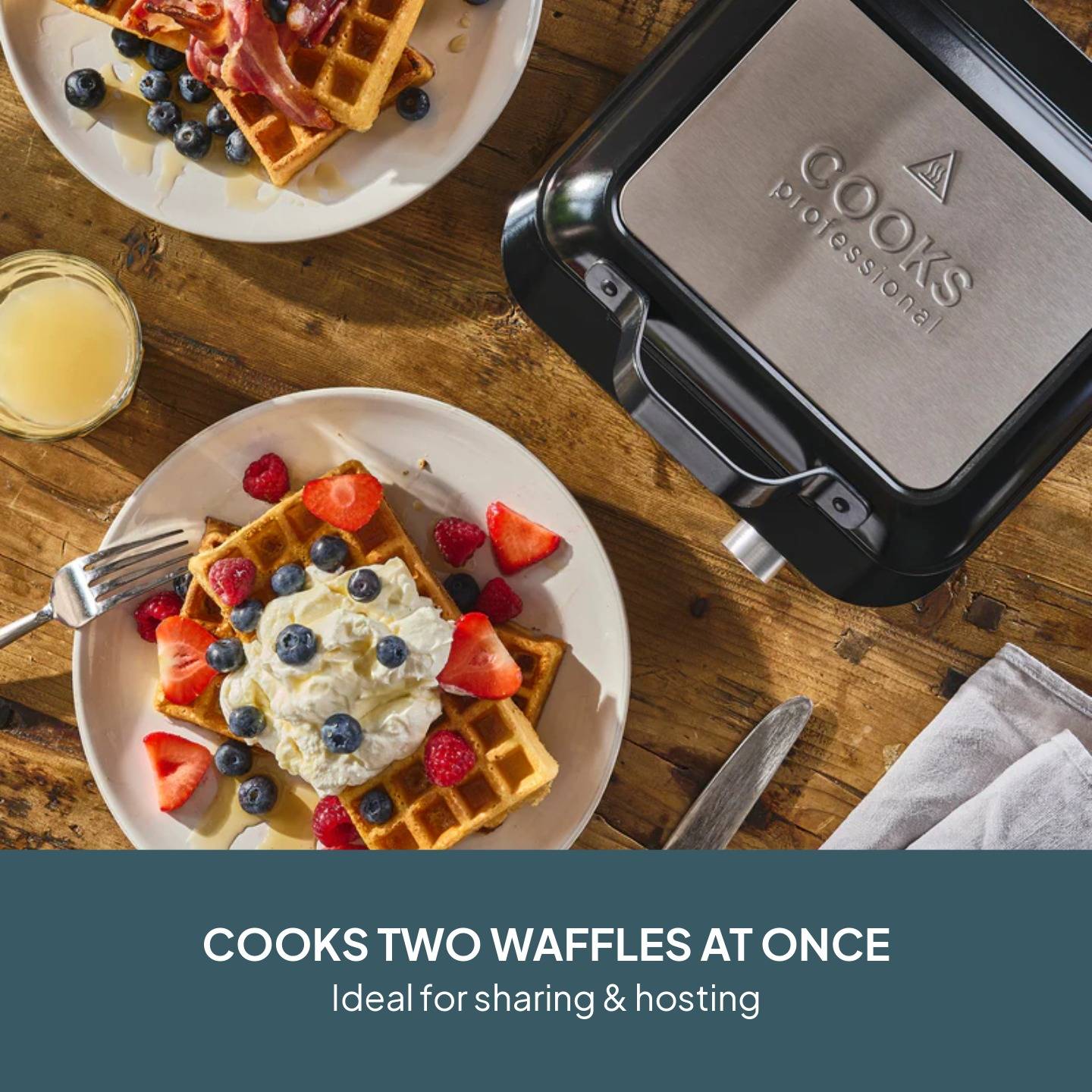 Cooks Professional Digital Waffle Maker with Non-Stick Plates & Spatula - Image 5