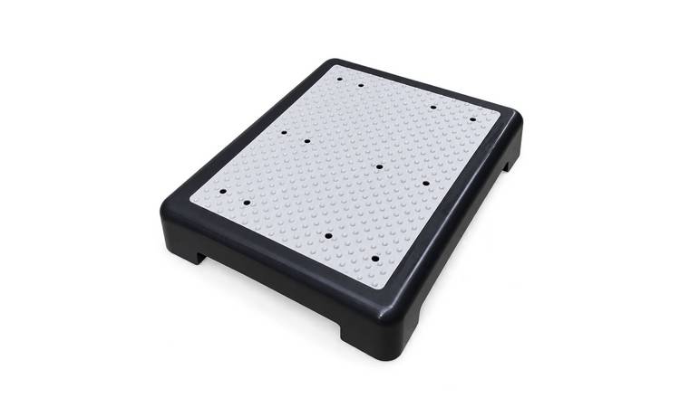 HomeMate Outdoor Half Step with Non-Slip Surface