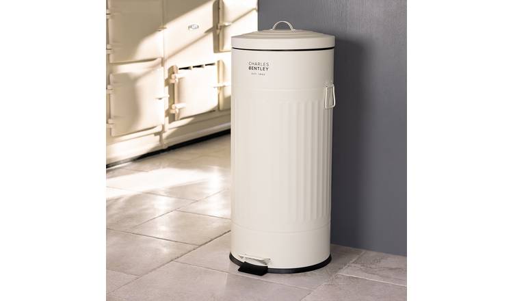 Charles Bentley Home 30L Retro Steel Waste Rubbish Kitchen Pedal Bin - Cream
