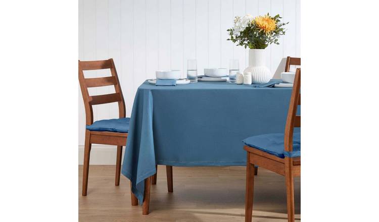 Homescapes Cotton Tablecloth - 137 x 178 cm - Nautical Blue